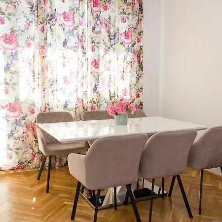 Apartman Feel At 2bd Flat In By Flat Mаnаger *